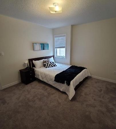 Glow Bestie Home Brampton Ngoại thất bức ảnh